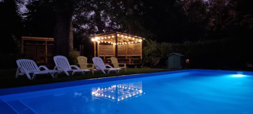 Mejores hoteles en villarrica chile 7 La Casa del Árbol Villarrica Cabañas-Piscina-Tinajas