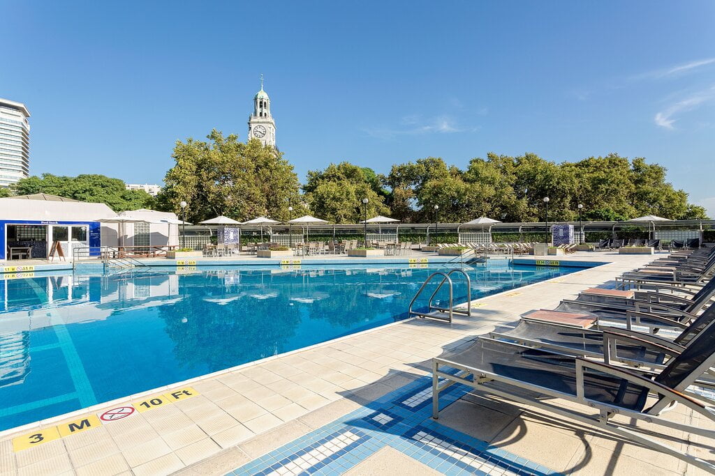 piscina exterior del Sheraton Buenos Aires