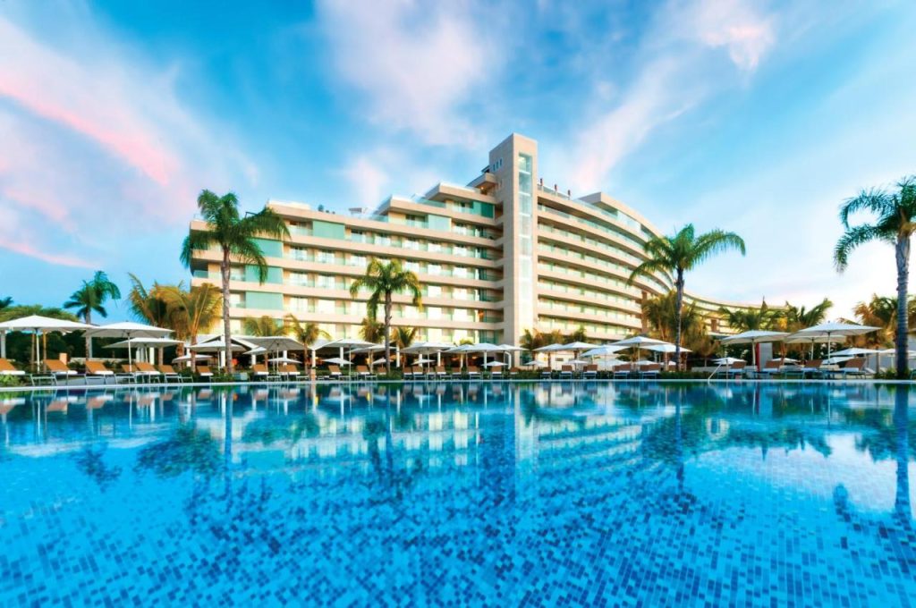 mejores hoteles en acapulco 10 Palacio Mundo Imperial Riviera Diamante Acapulco