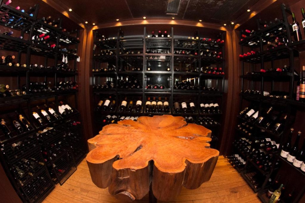 vinos del restaurante de hotel madero
