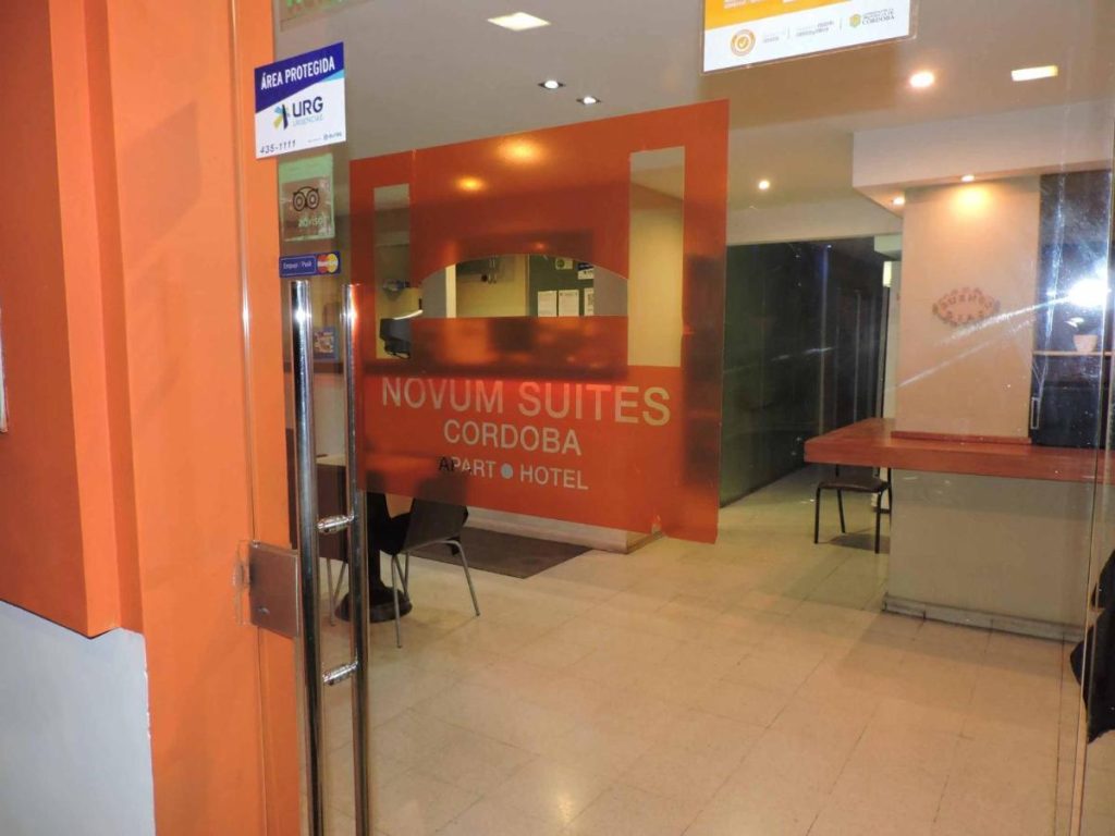 fachada 2 novum suites