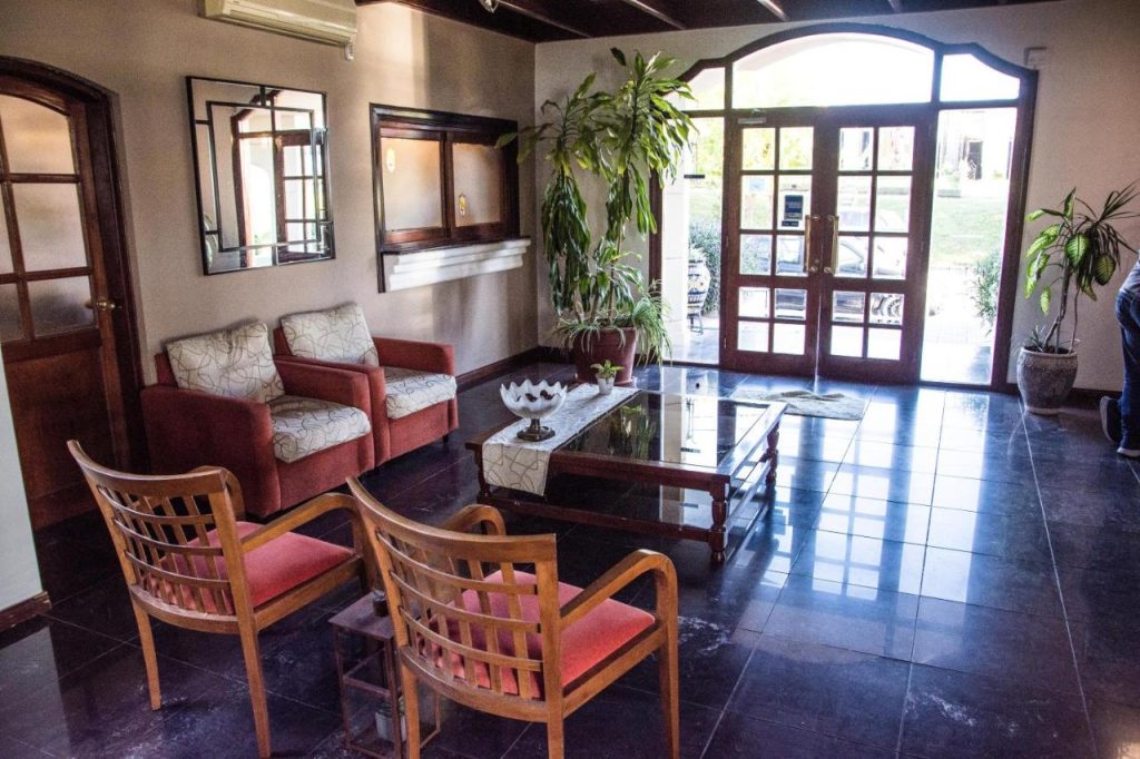 hall hotel santa catalina