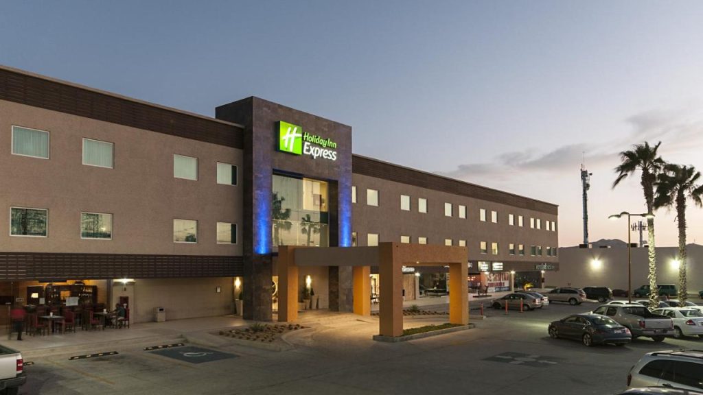 Mejores hoteles en los cabos mexico 8 Holiday Inn Express Cabo San Lucas, an IHG Hotel